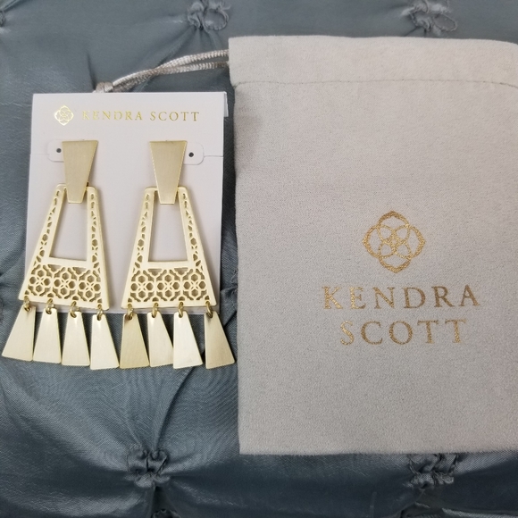 Gold, Kendra Scott, Kase, Fringe Earrings - Picture 3 of 8